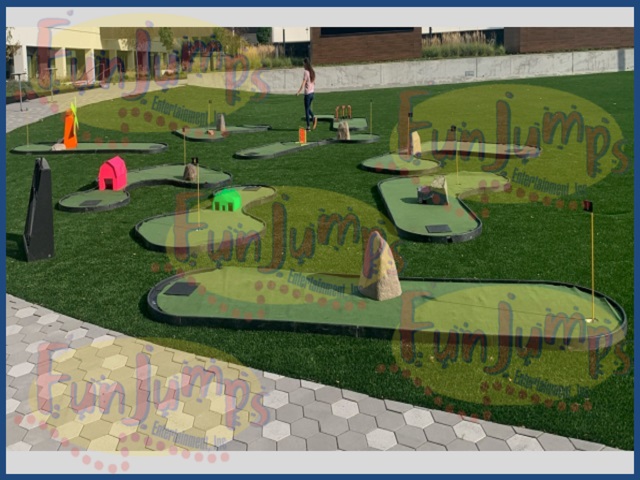 Deluxe Mini Golf - 2
